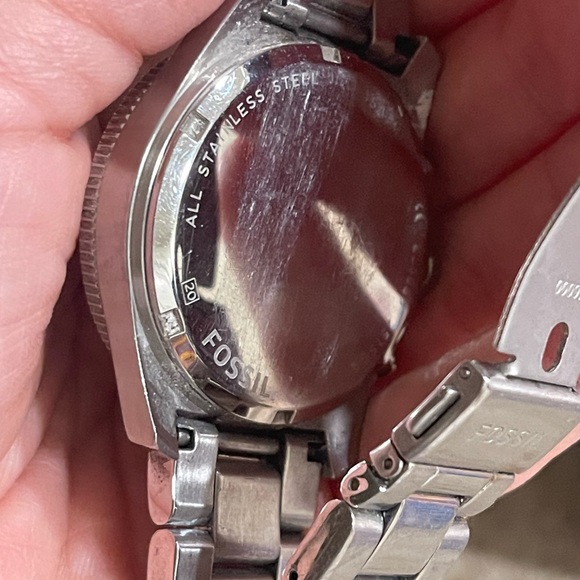 Womens watch - Picture 2 of 11